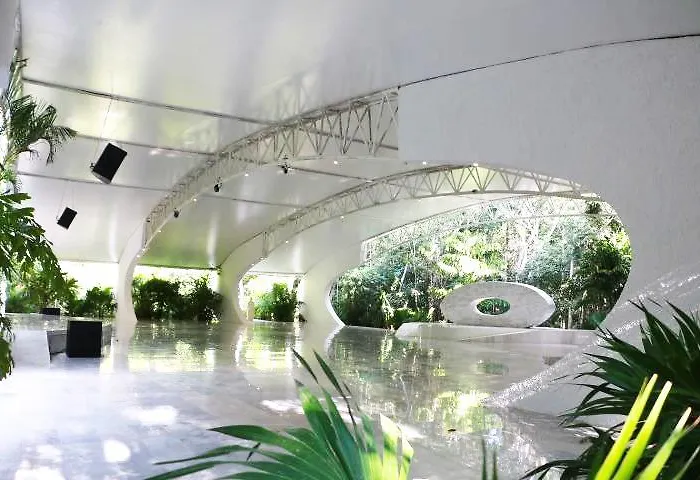 Ozen Resort Playa del Carmen